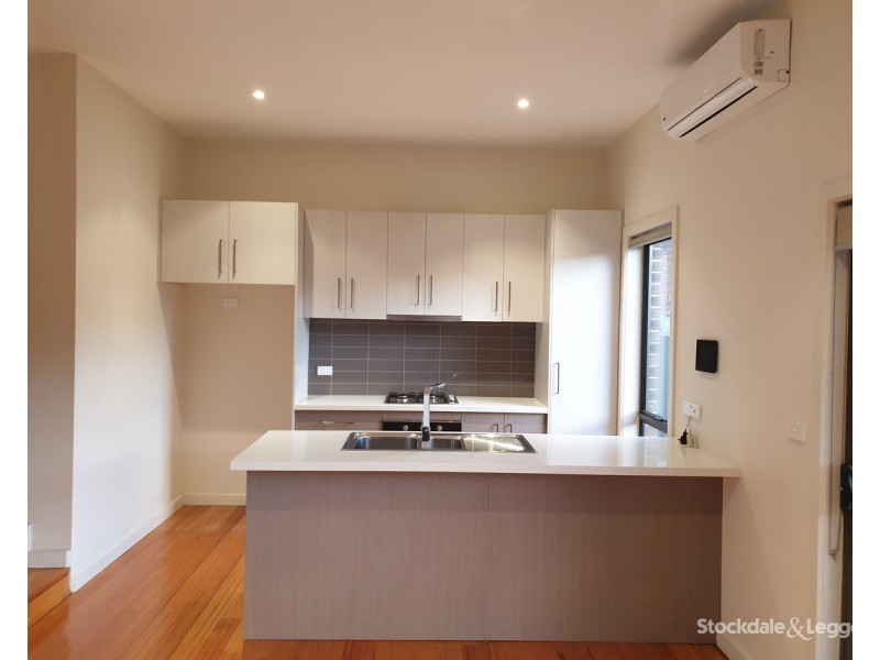 1/4 Avion Place, Westmeadows VIC 3049