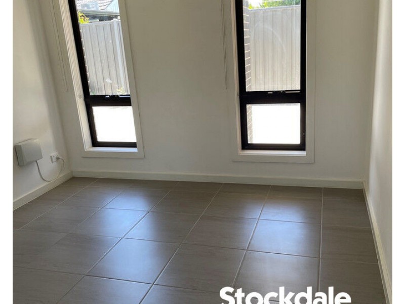 2/42 Widford Street, Glenroy VIC 3046