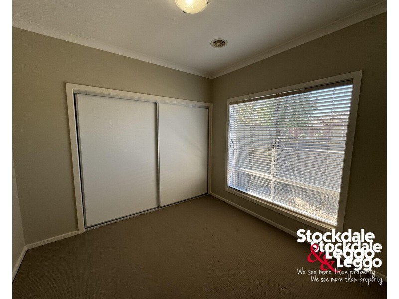 26 Dempster Drive, Craigieburn VIC 3064