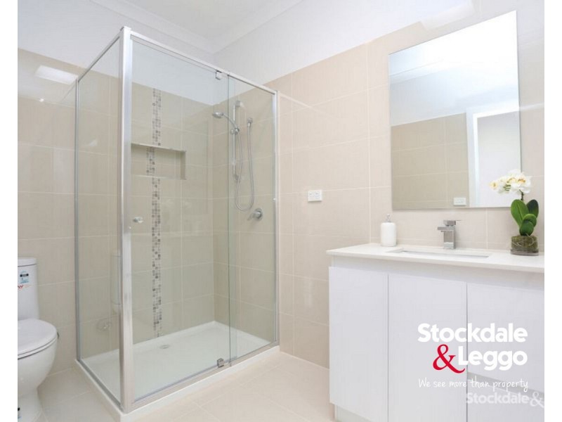 2/76 Hubert Avenue, Glenroy VIC 3046