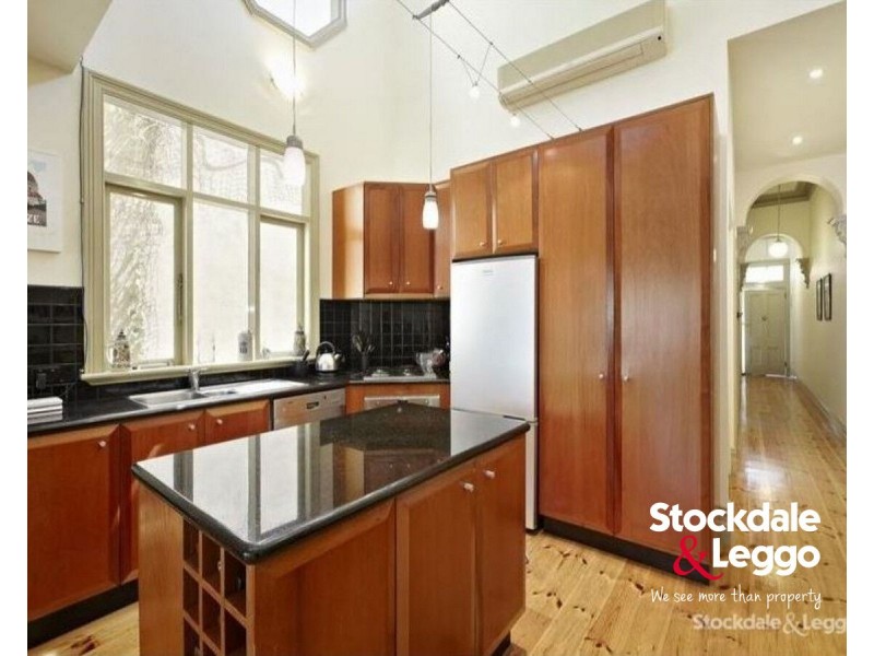 8 Duke Street, Windsor VIC 3181