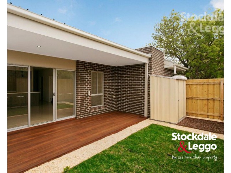 2/28 View Street, Glenroy VIC 3046