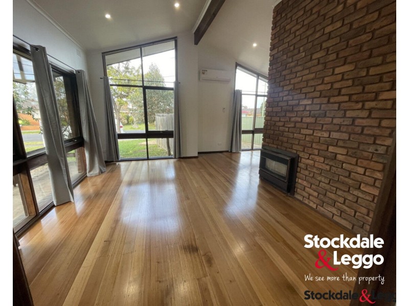 30 Dawson Street, Tullamarine VIC 3043