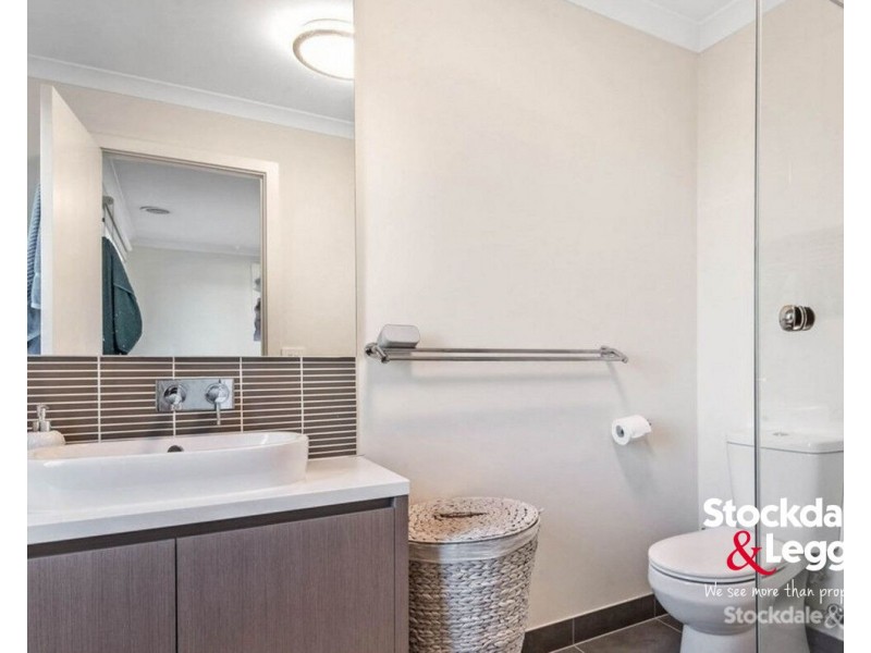 7 Erinbank Crescent, Westmeadows VIC 3049