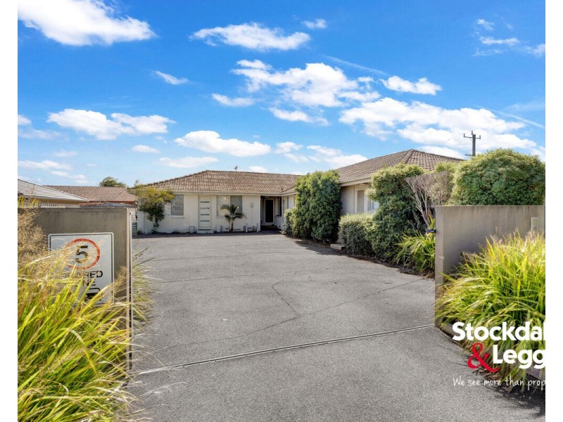 2/29 Broadmeadows Road, Tullamarine VIC 3043