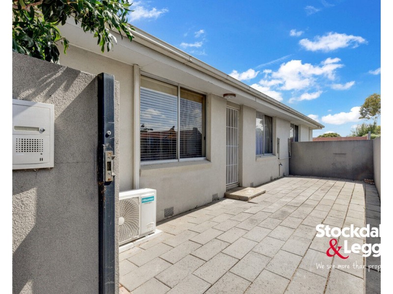 2/29 Broadmeadows Road, Tullamarine VIC 3043