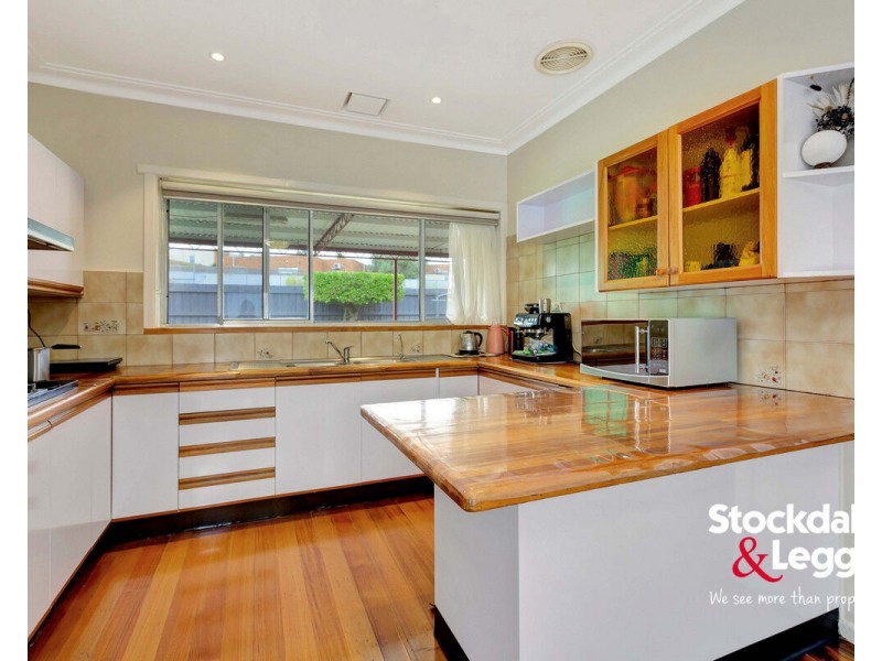 102 Outlook Drive, Glenroy VIC 3046
