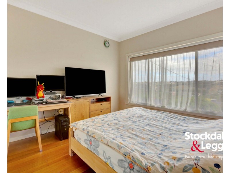 102 Outlook Drive, Glenroy VIC 3046