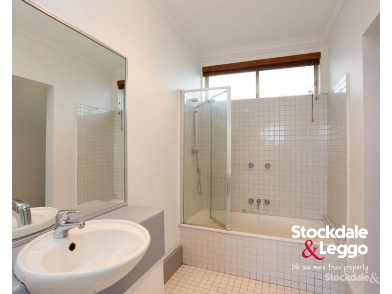 8/77 Chapman Avenue, Glenroy VIC 3046