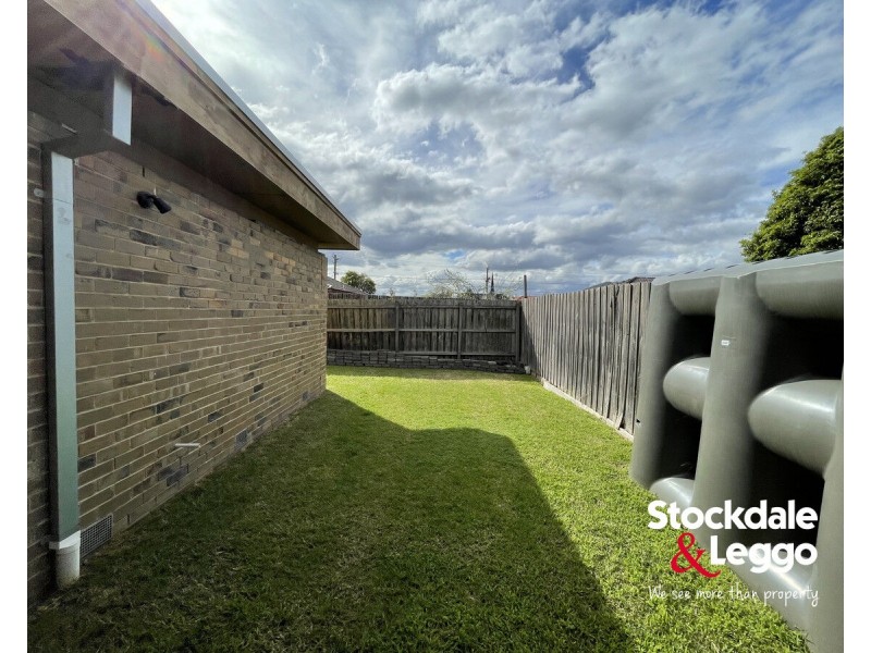 44 Koonalda Road, Gladstone Park VIC 3043