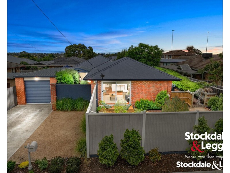 6 North Circular Road, Gladstone Park VIC 3043
