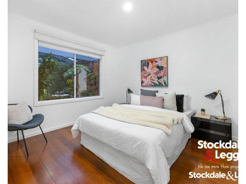 6 North Circular Road, Gladstone Park VIC 3043