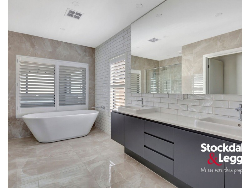 15 Pianta Street, Greenvale VIC 3059