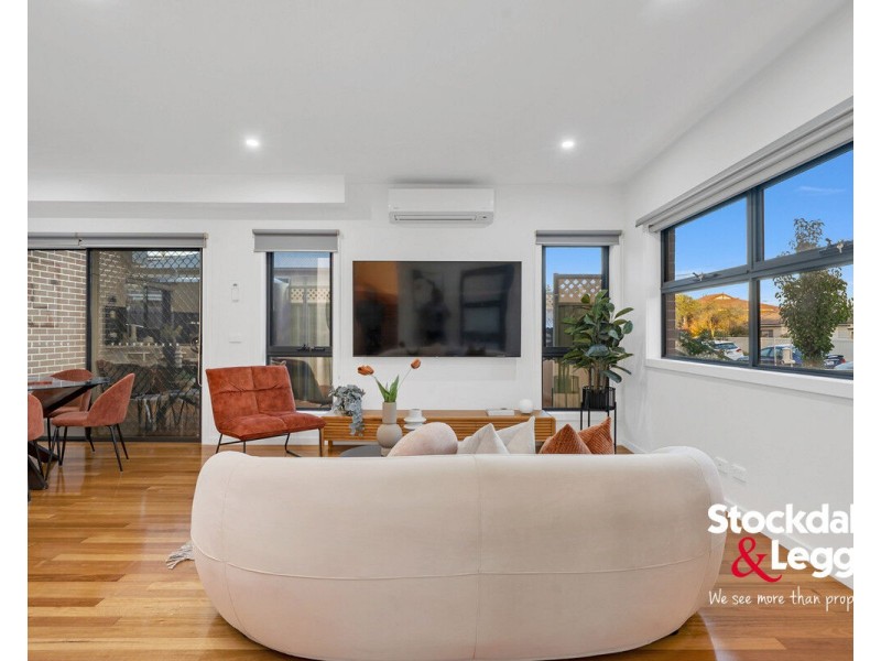 1/12 Tarana Avenue, Glenroy VIC 3046