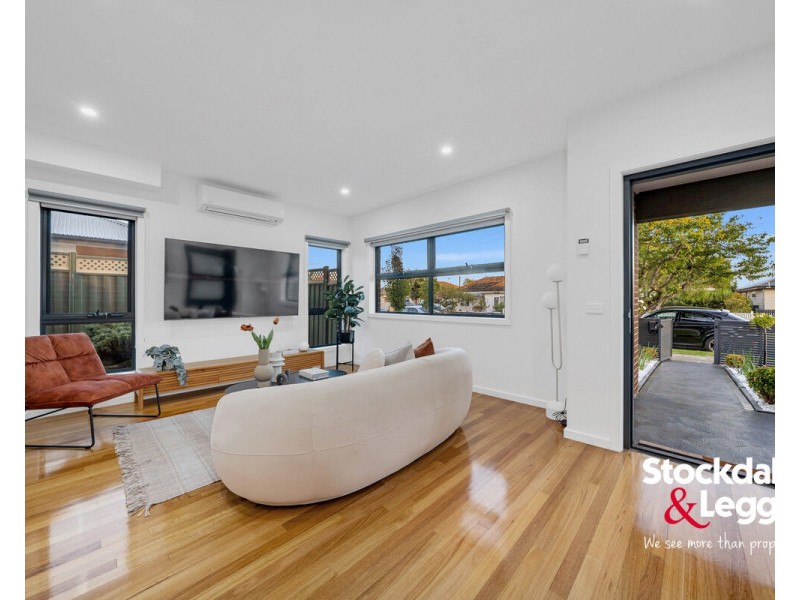 1/12 Tarana Avenue, Glenroy VIC 3046