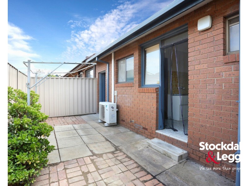 1/22 GLADSTONE Parade, Glenroy VIC 3046