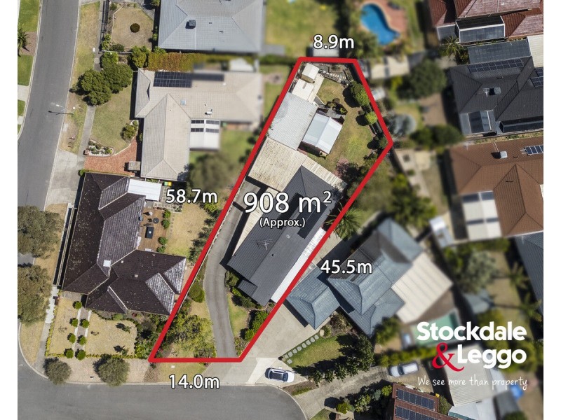 3 Sceptre Crt, Taylors Lakes VIC 3038