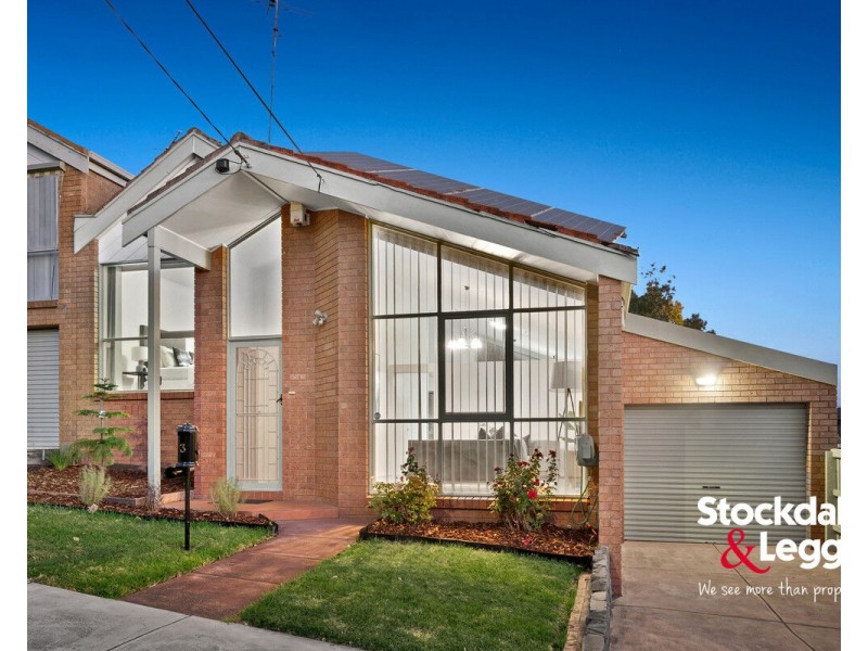 3 Francis Street, Oak Park VIC 3046