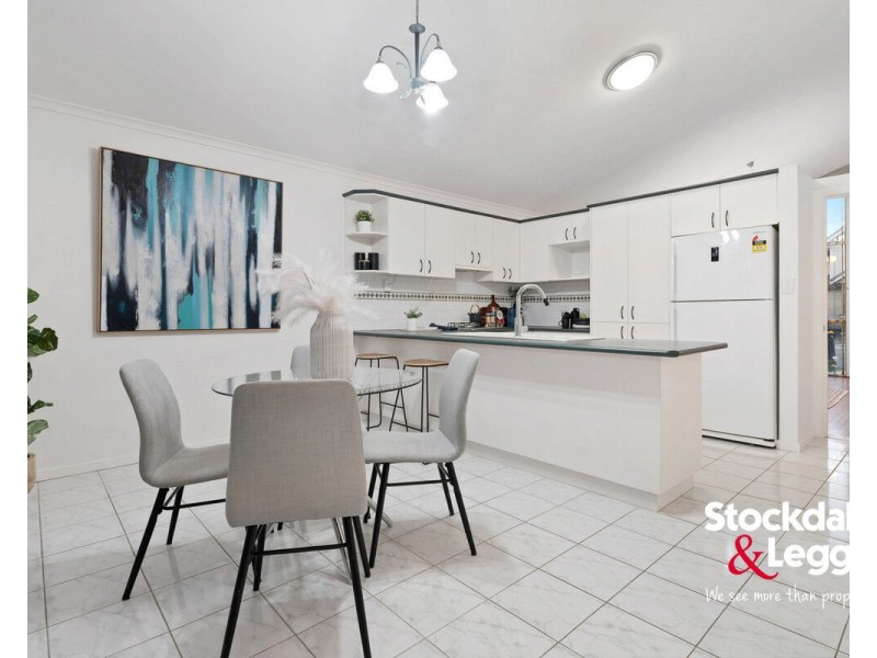 3 Francis Street, Oak Park VIC 3046