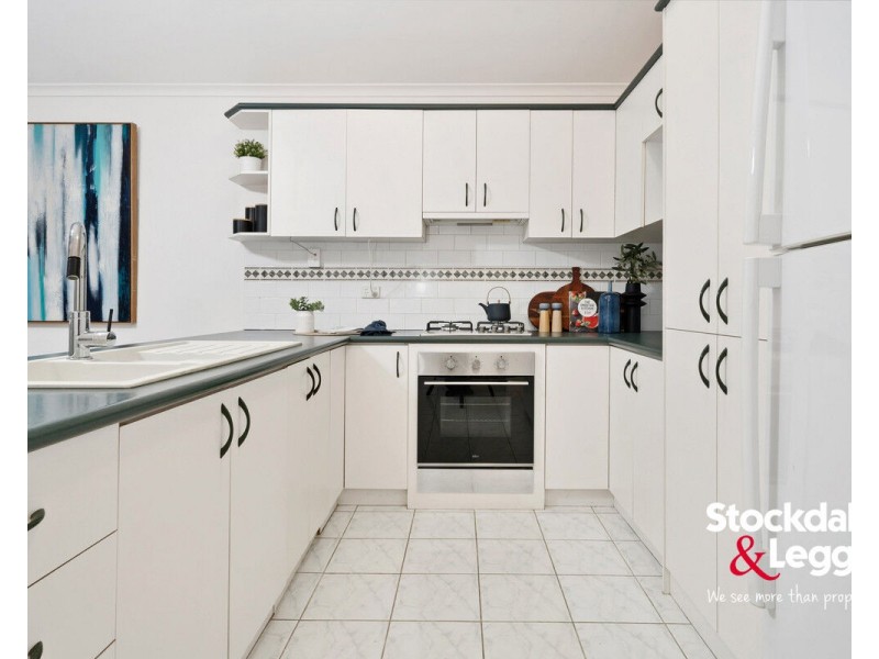 3 Francis Street, Oak Park VIC 3046