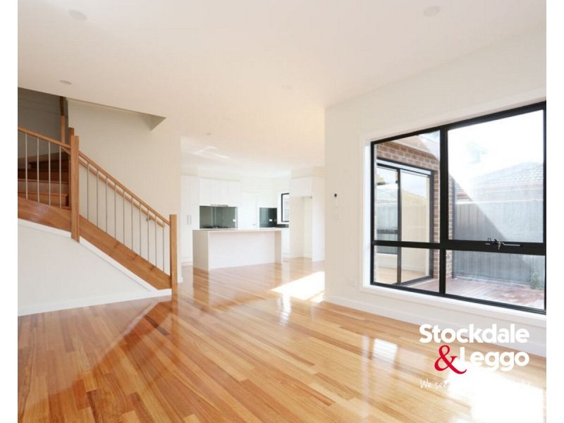 4/31 Gladstone Parade, Glenroy VIC 3046