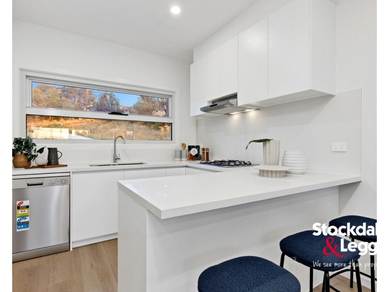 14/111-115 Augustine Terrace, Glenroy VIC 3046