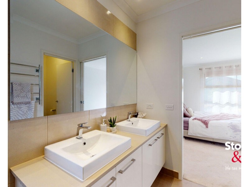 10 Riverbark Way, Greenvale VIC 3059