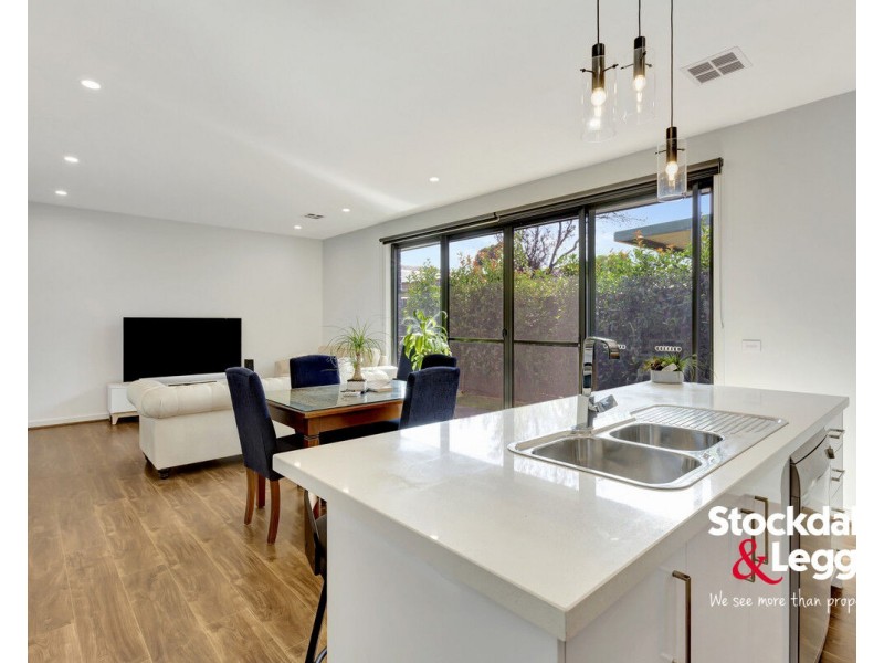 3/22 Shadforth Street, Westmeadows VIC 3049