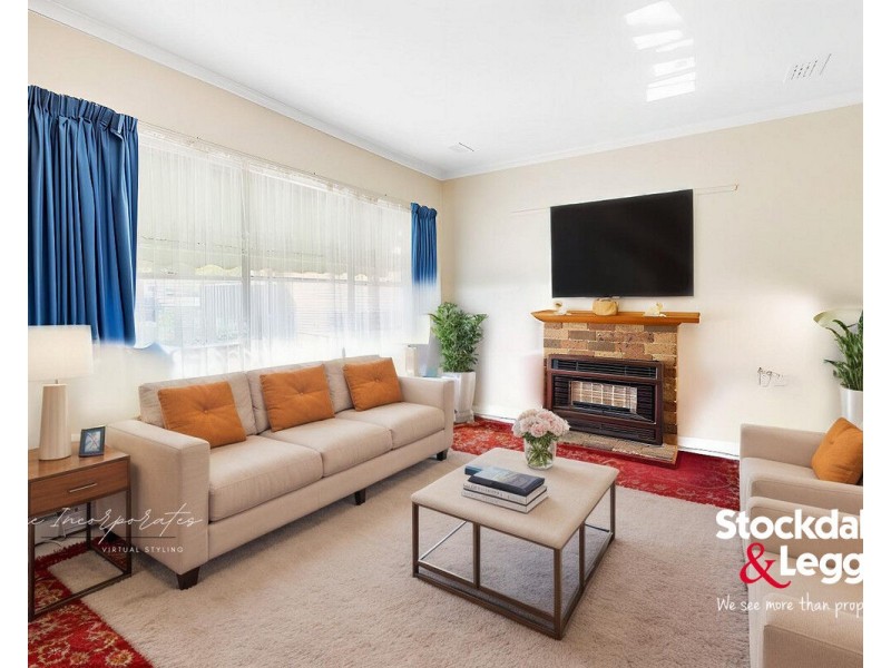 49 Emu Parade, Jacana VIC 3047