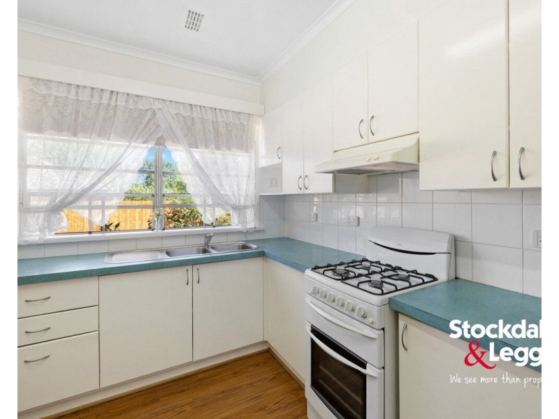 49 Emu Parade, Jacana VIC 3047