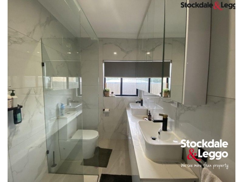 118 Sunset Boulevard, Jacana VIC 3047