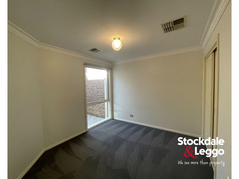 1/27 Fleetwood Drive, Greenvale VIC 3059