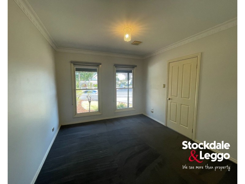 1/27 Fleetwood Drive, Greenvale VIC 3059