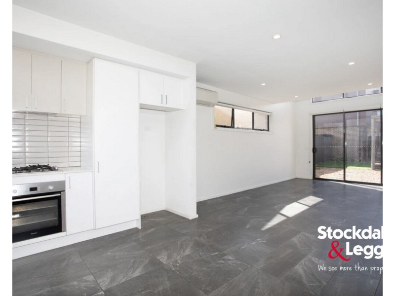 18 River Rose Street, Greenvale VIC 3059