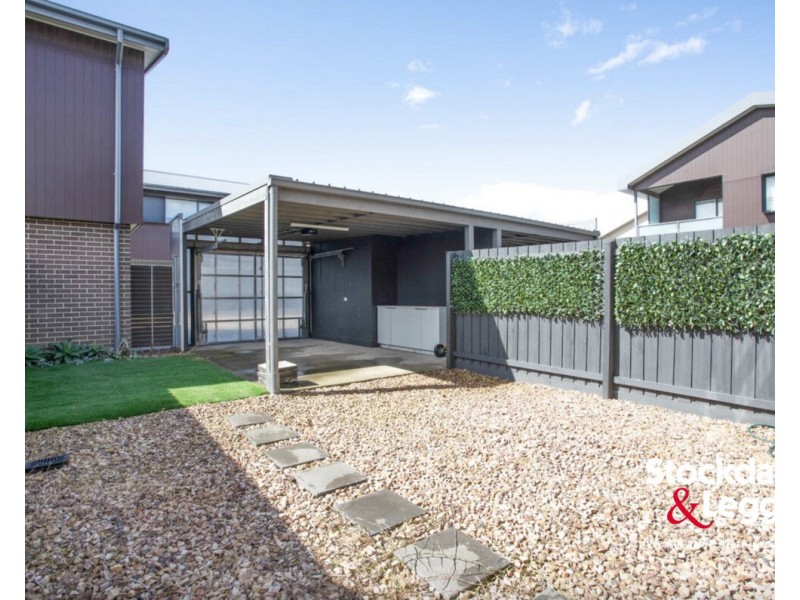 18 River Rose Street, Greenvale VIC 3059