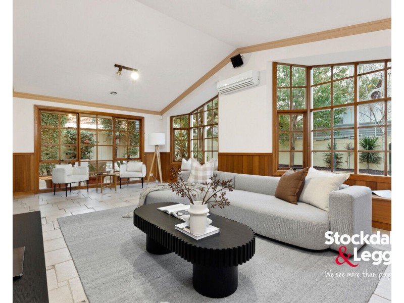 24 Freeman Drive, Glenroy VIC 3046