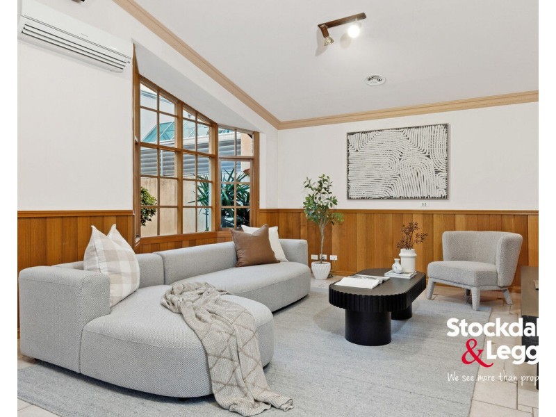 24 Freeman Drive, Glenroy VIC 3046