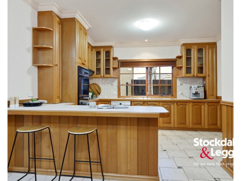 24 Freeman Drive, Glenroy VIC 3046