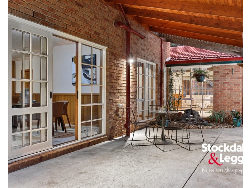 24 Freeman Drive, Glenroy VIC 3046