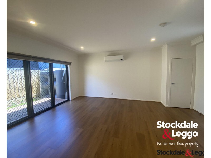 5/11 Hillcrest Drive, Westmeadows VIC 3049