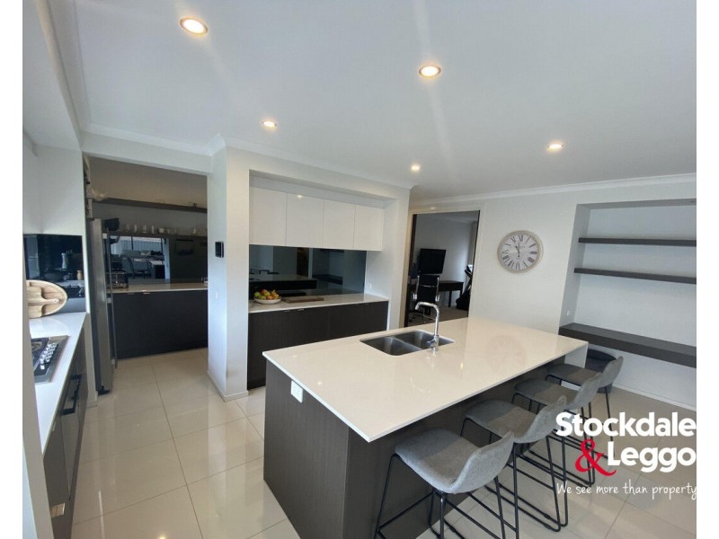 26 Breeze Way, Greenvale VIC 3059