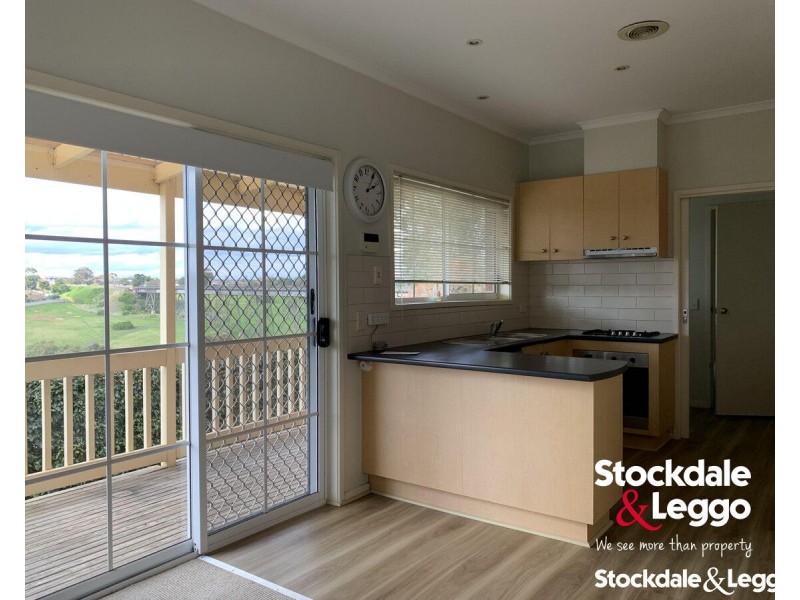 12 Balerno Circle, Gowanbrae VIC 3043