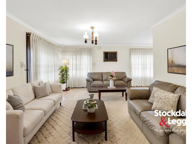 48 North Circular Road, Gladstone Park VIC 3043