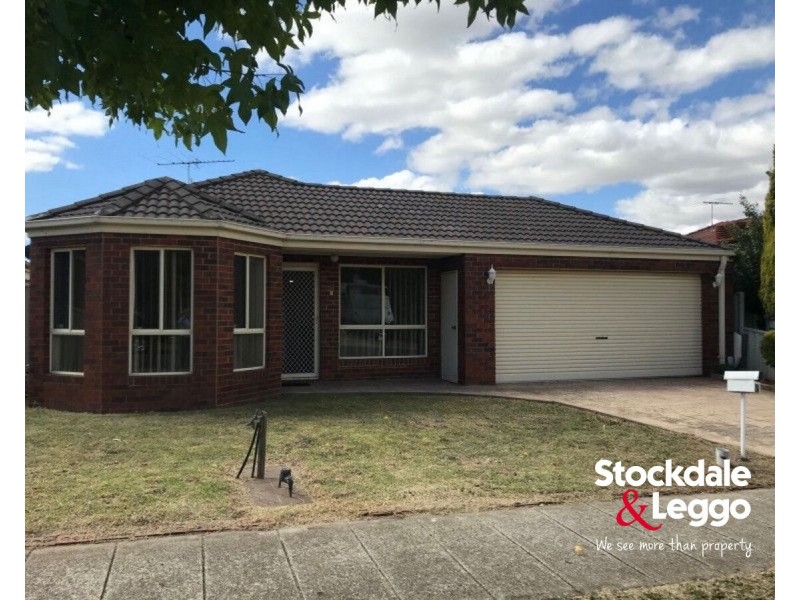 24 Waterford Avenue, Craigieburn VIC 3064