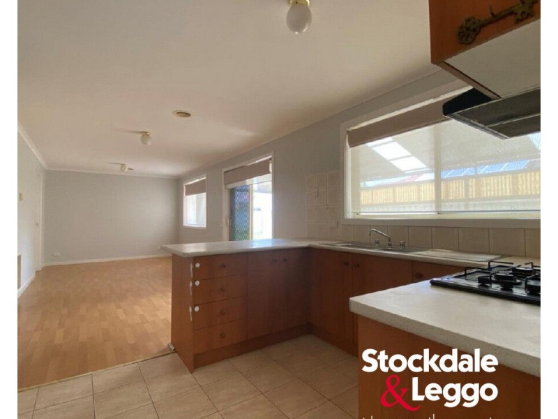 24 Waterford Avenue, Craigieburn VIC 3064