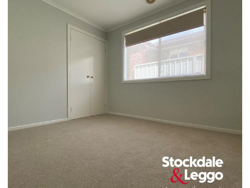 24 Waterford Avenue, Craigieburn VIC 3064