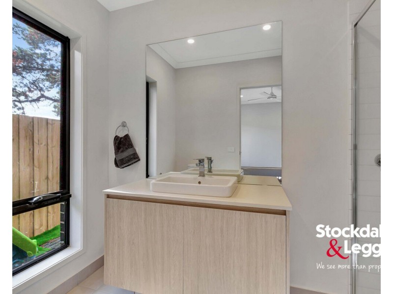 76 Rihanna Street, Greenvale VIC 3059