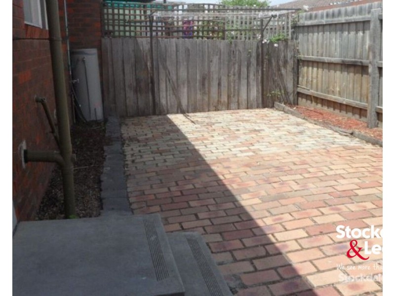 1/28 Eumarella Street, Tullamarine VIC 3043