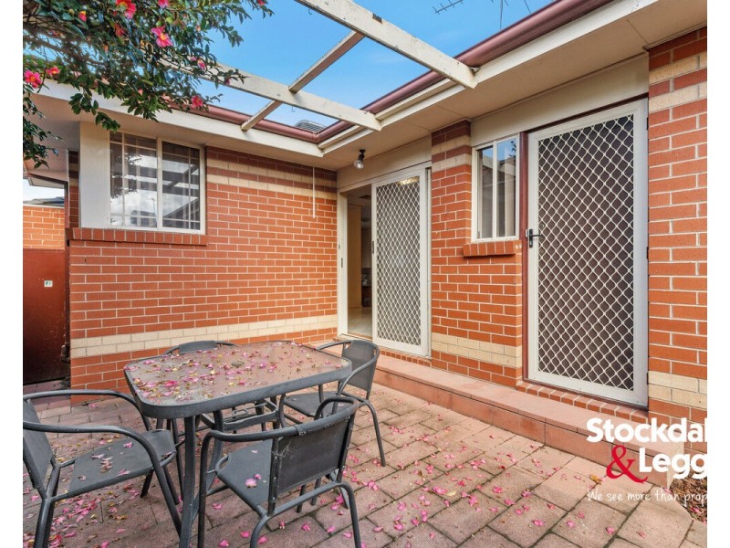 1/9 Gregory Street, Oak Park VIC 3046