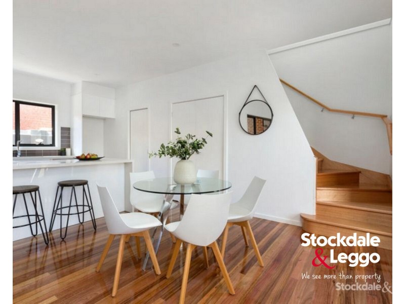 2/40 Heather Court, Glenroy VIC 3046